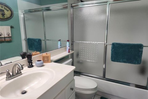 Condo in Bradenton, Florida, 2 bedrooms  № 1690424 - photo 20