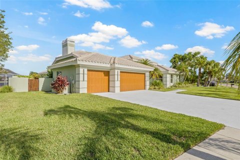 House in Tampa, Florida 4 bedrooms, 278.52 sq.m. № 1778688 - photo 2
