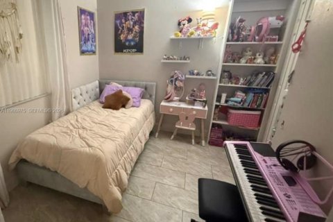 Снять в аренду кондоминиум в Майами, Флорида 2 спальни, 76.92м2, № 2044995 - фото 6