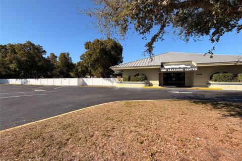 Immobilier commercial à vendre à Fort Myers, Floride: 613.53 m2 № 2118285 - photo 2