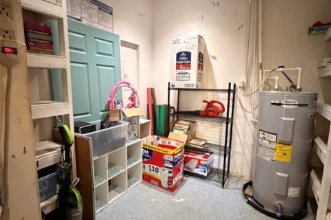 Immobilier commercial à vendre à Fort Myers, Floride: 613.53 m2 № 2118285 - photo 8