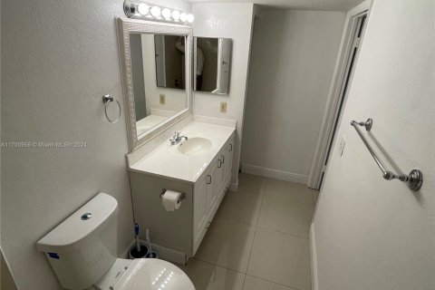 Condo in Davie, Florida, 1 bedroom  № 1864908 - photo 9