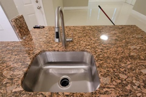 Condo in Davie, Florida, 1 bedroom  № 1864908 - photo 13