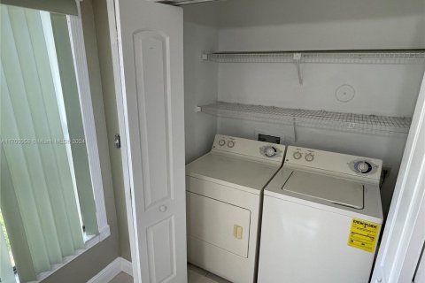 Condo in Davie, Florida, 1 bedroom  № 1864908 - photo 19