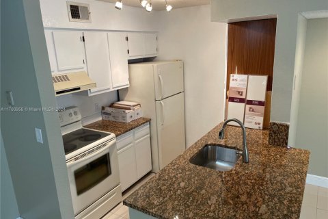 Condo in Davie, Florida, 1 bedroom  № 1864908 - photo 6