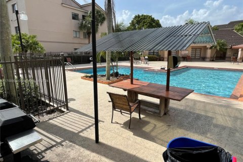 Condo in Davie, Florida, 1 bedroom  № 1864908 - photo 30