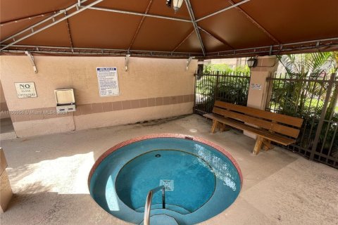 Condo in Davie, Florida, 1 bedroom  № 1864908 - photo 27