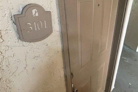 Condo in Davie, Florida, 1 bedroom  № 1864908 - photo 22