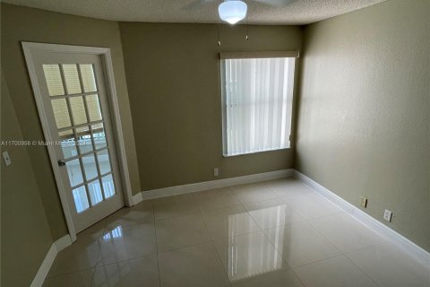 Condo in Davie, Florida, 1 bedroom  № 1864908 - photo 16
