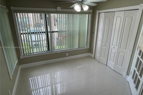 Condo in Davie, Florida, 1 bedroom  № 1864908 - photo 3