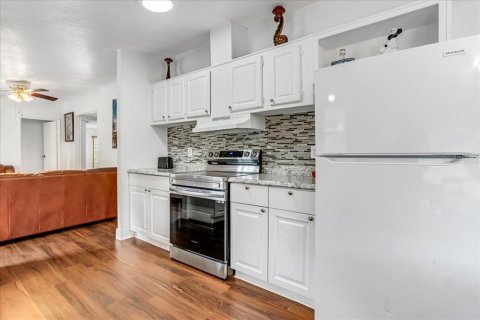 Appartement à louer à Wesley Chapel, Floride: 3 chambres, 93.65 m2 № 2404709 - photo 3