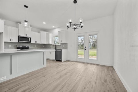 Casa en alquiler en Bronson, Florida, 3 dormitorios, 148.55 m2 № 1919298 - foto 10