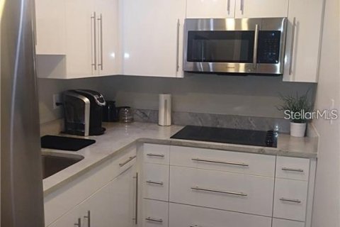 Снять в аренду коммерческую недвижимость в Киссимми, Флорида 521.55м2, № 1872800 - фото 3