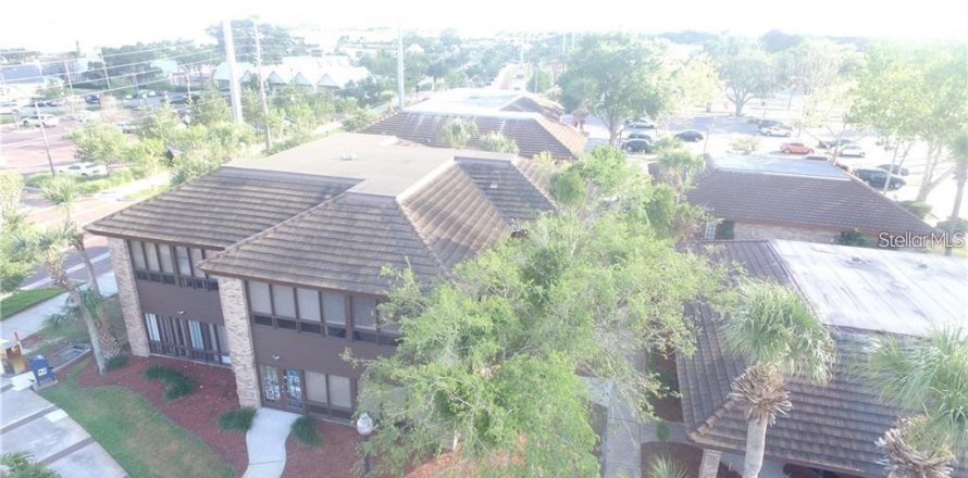 Immobilier commercial à Kissimmee, Floride 521.55 m2 № 1872800