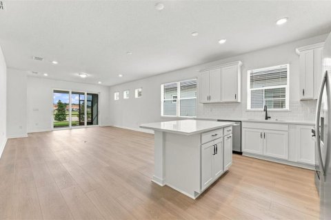 Duplex in Parrish, Florida 2 bedrooms, 146.69 sq.m. № 2115580 - photo 6