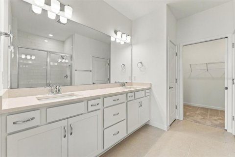 Duplex in Parrish, Florida 2 bedrooms, 146.69 sq.m. № 2115580 - photo 10