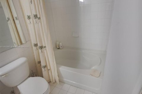 Condominio en venta en Miami, Florida, 2 dormitorios, 84.91 m2 № 2013700 - foto 8