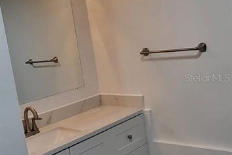 Condominio en alquiler en Clearwater, Florida, 2 dormitorios, 75.53 m2 № 1917938 - foto 12