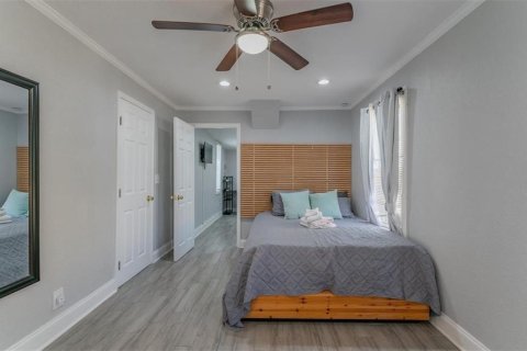 Duplex in Saint Petersburg, Florida 4 bedrooms, 140.84 sq.m. № 1916351 - photo 10