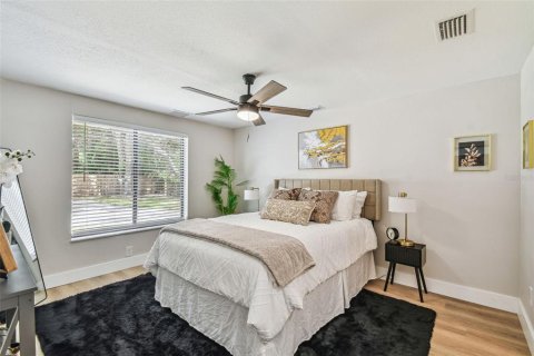 House in Tampa, Florida 3 bedrooms, 124.58 sq.m. № 1831342 - photo 12