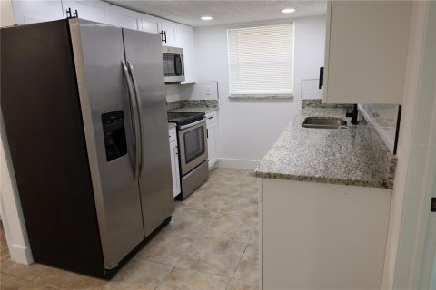 House in Hudson, Florida 3 bedrooms, 120.96 sq.m. № 1640541 - photo 5