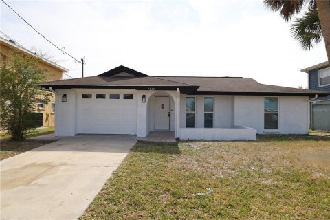 House in Hudson, Florida 3 bedrooms, 120.96 sq.m. № 1640541 - photo 2