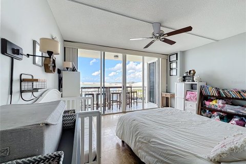 Condo in Clearwater, Florida, 2 bedrooms  № 1742824 - photo 17