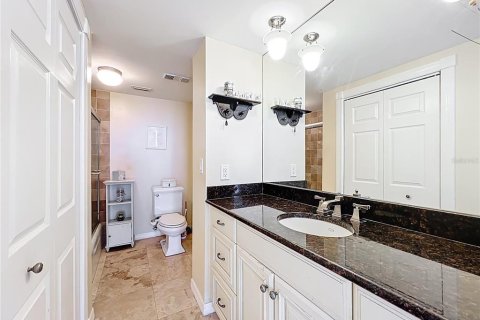 Condo in Clearwater, Florida, 2 bedrooms  № 1742824 - photo 19
