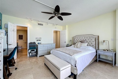 Condo in Clearwater, Florida, 2 bedrooms  № 1742824 - photo 10
