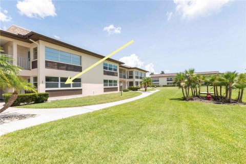 Condominio en venta en New Port Richey, Florida, 1 dormitorio, 67.63 m2 № 1787918 - foto 9
