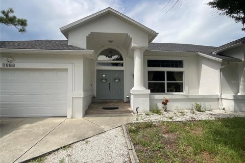 House in Englewood, Florida 4 bedrooms, 217.11 sq.m. № 1832959 - photo 3