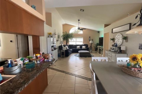 House in Englewood, Florida 4 bedrooms, 217.11 sq.m. № 1832959 - photo 10