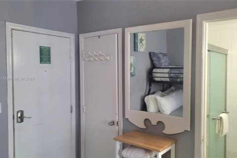 Condominio en venta en Miami Beach, Florida, 18.58 m2 № 1925612 - foto 9