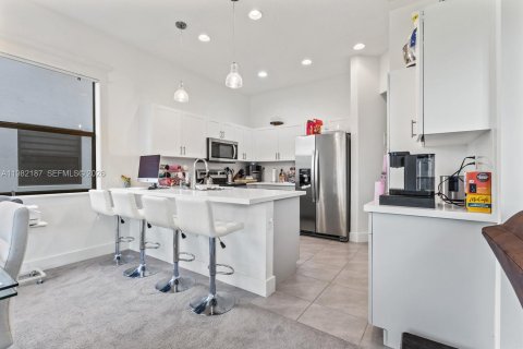 House in Ave Maria, Florida 3 bedrooms, 169.64 sq.m. № 2043313 - photo 9