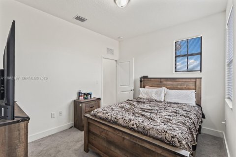 House in Ave Maria, Florida 3 bedrooms, 169.64 sq.m. № 2043313 - photo 20