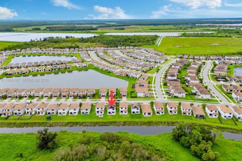 House in Ave Maria, Florida 3 bedrooms, 169.64 sq.m. № 2043313 - photo 26