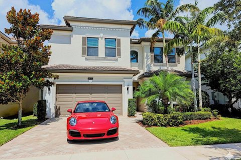 Villa ou maison à Delray Beach, Floride 4 chambres, 328.6 m2 № 2346318