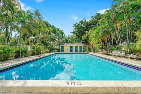 Купить таунхаус в Лодерхилл, Флорида 2 спальни, 137.5м2, № 1897750 - фото 26