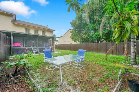 Купить таунхаус в Лодерхилл, Флорида 2 спальни, 137.5м2, № 1897750 - фото 23