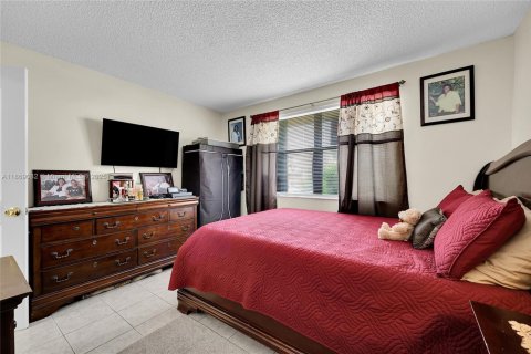 Купить таунхаус в Лодерхилл, Флорида 2 спальни, 137.5м2, № 1897750 - фото 6