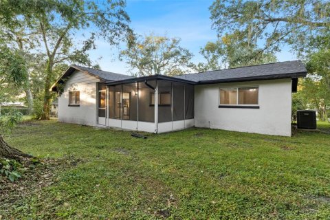 House in Brooksville, Florida 3 bedrooms, 118.45 sq.m. № 2212926 - photo 23