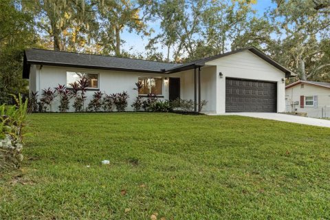 House in Brooksville, Florida 3 bedrooms, 118.45 sq.m. № 2212926 - photo 18