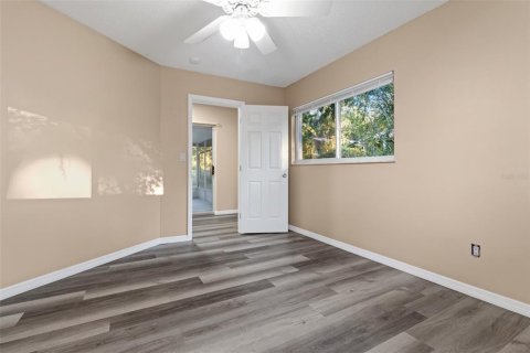 House in Brooksville, Florida 3 bedrooms, 118.45 sq.m. № 2212926 - photo 14