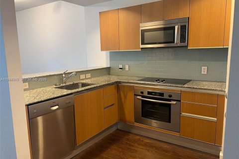 Снять в аренду кондоминиум в Майами, Флорида 56.11м2, № 2050826 - фото 23