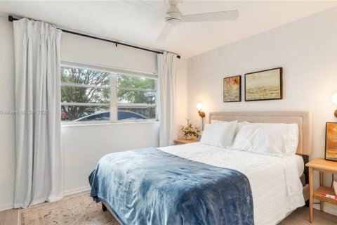 House in Fort Lauderdale, Florida 4 bedrooms, 173.54 sq.m. № 1695538 - photo 23