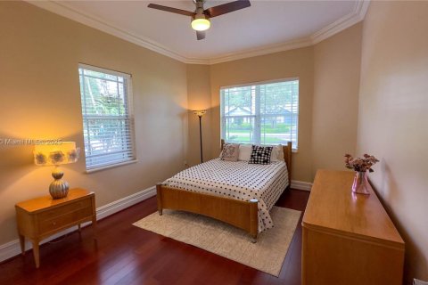 House in Davie, Florida 5 bedrooms, 293.01 sq.m. № 1921996 - photo 13