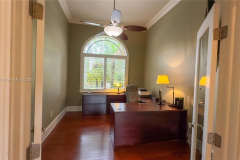 House in Davie, Florida 5 bedrooms, 293.01 sq.m. № 1921996 - photo 10