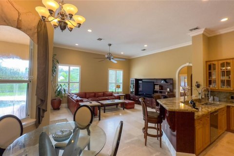House in Davie, Florida 5 bedrooms, 293.01 sq.m. № 1921996 - photo 30