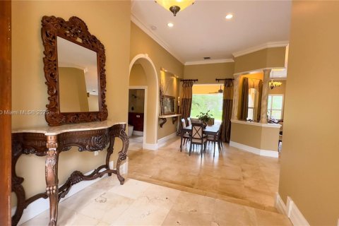 House in Davie, Florida 5 bedrooms, 293.01 sq.m. № 1921996 - photo 7