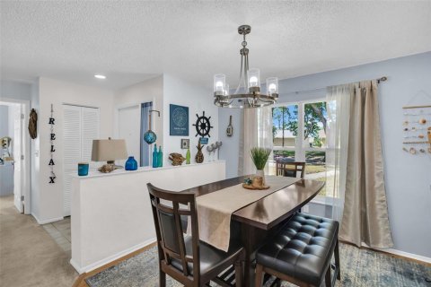 House in Palm Harbor, Florida 2 bedrooms, 113.71 sq.m. № 1636255 - photo 7